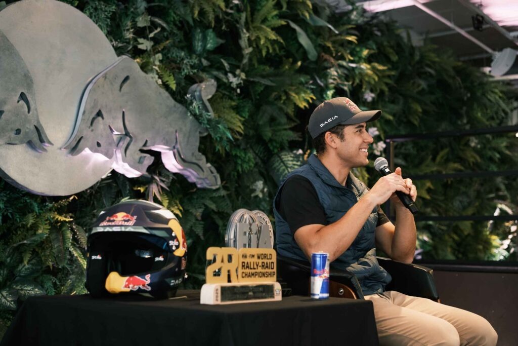 <p>&nbsp;</p>Coletiva Atleta Red Bull - Lucas Moraes (2025 FIA W2RC Driver World Champion)